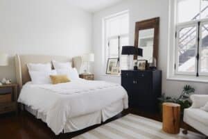 cama de casal branca